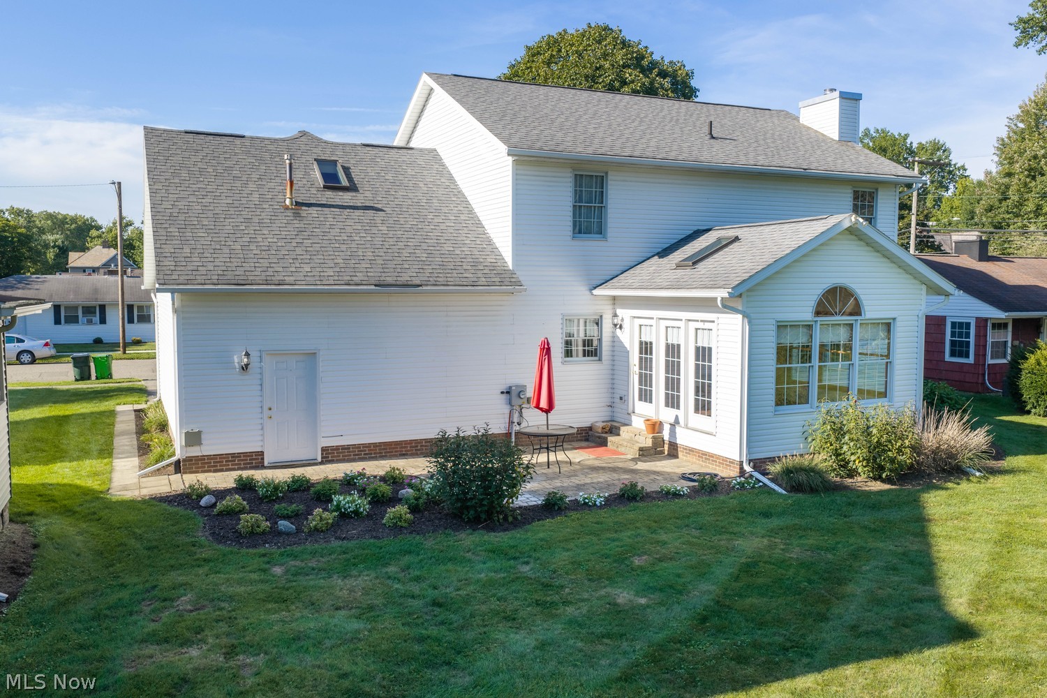 108 E 14th Street Dover OH 44622