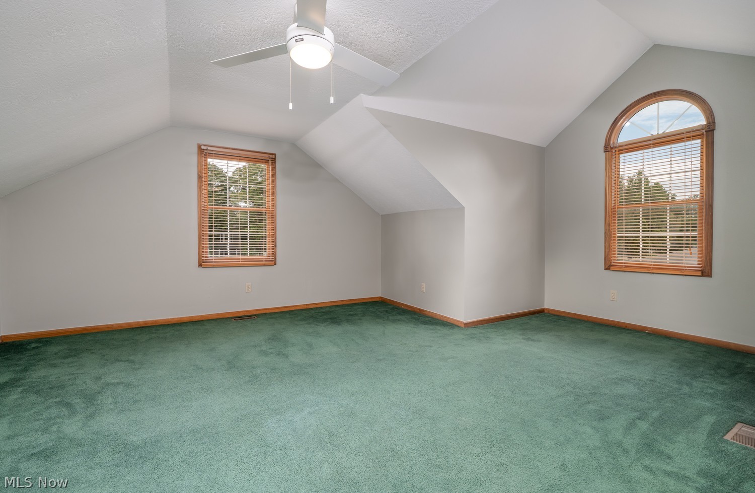 108 E 14th Street Dover OH 44622
