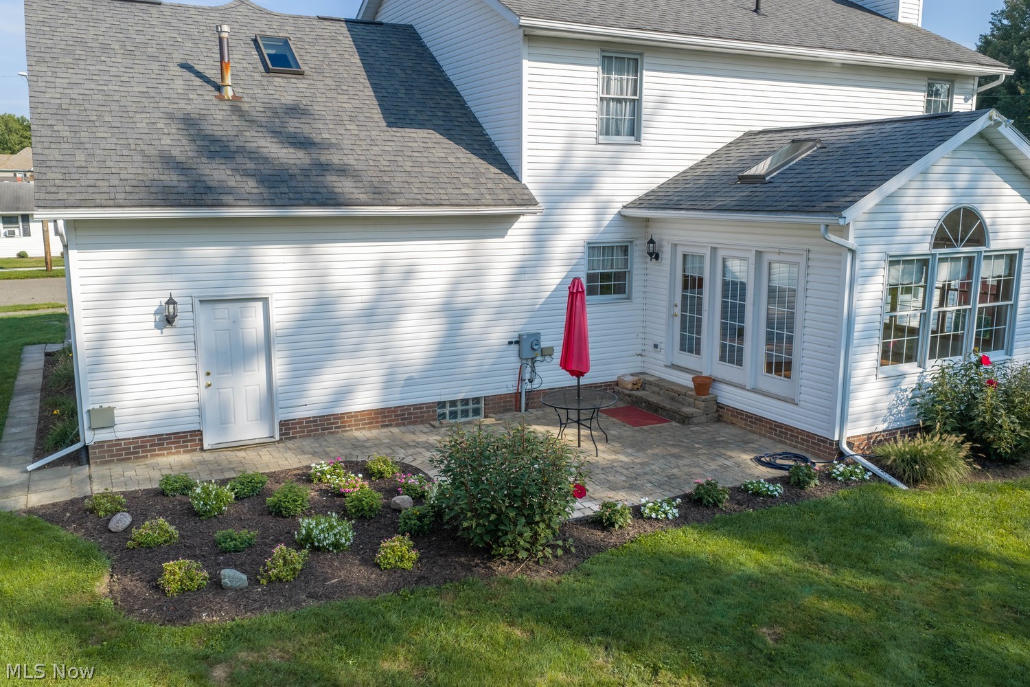 108 E 14th Street Dover OH 44622