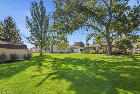 567 Twilight Drive Seven Hills OH 44131