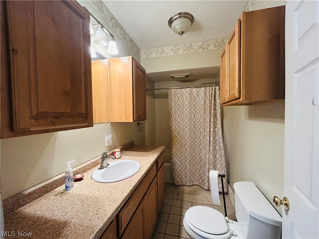 8889 S Main Street Windham OH 44288