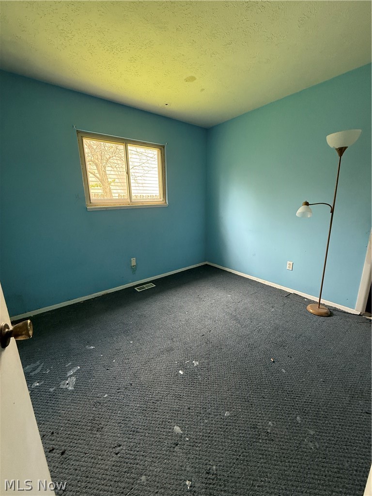 7004 Roe Boulevard Madison OH 44057