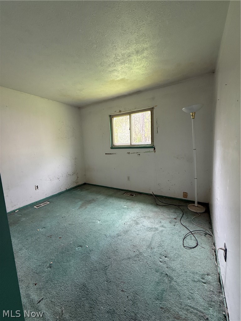 7004 Roe Boulevard Madison OH 44057