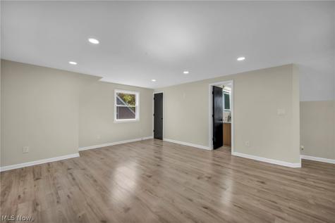 13510 Rockside Road Garfield Heights OH 44125