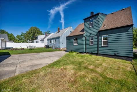 13510 Rockside Road Garfield Heights OH 44125