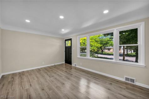 13510 Rockside Road Garfield Heights OH 44125