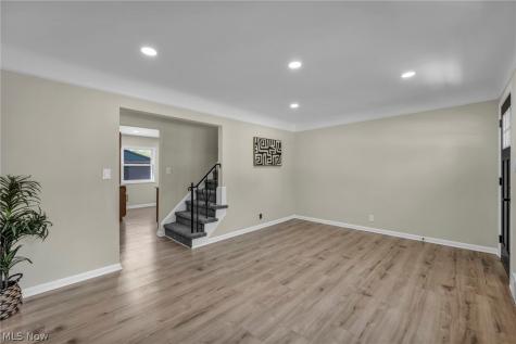 13510 Rockside Road Garfield Heights OH 44125