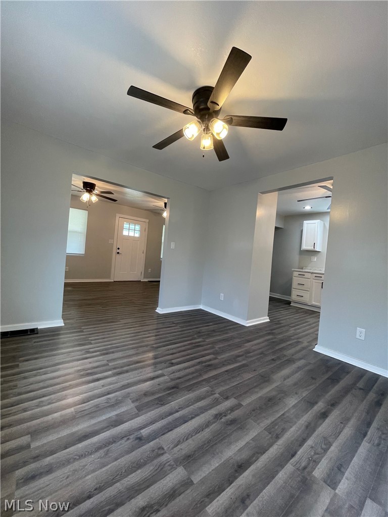 679 W Oregon Avenue Sebring OH 44672