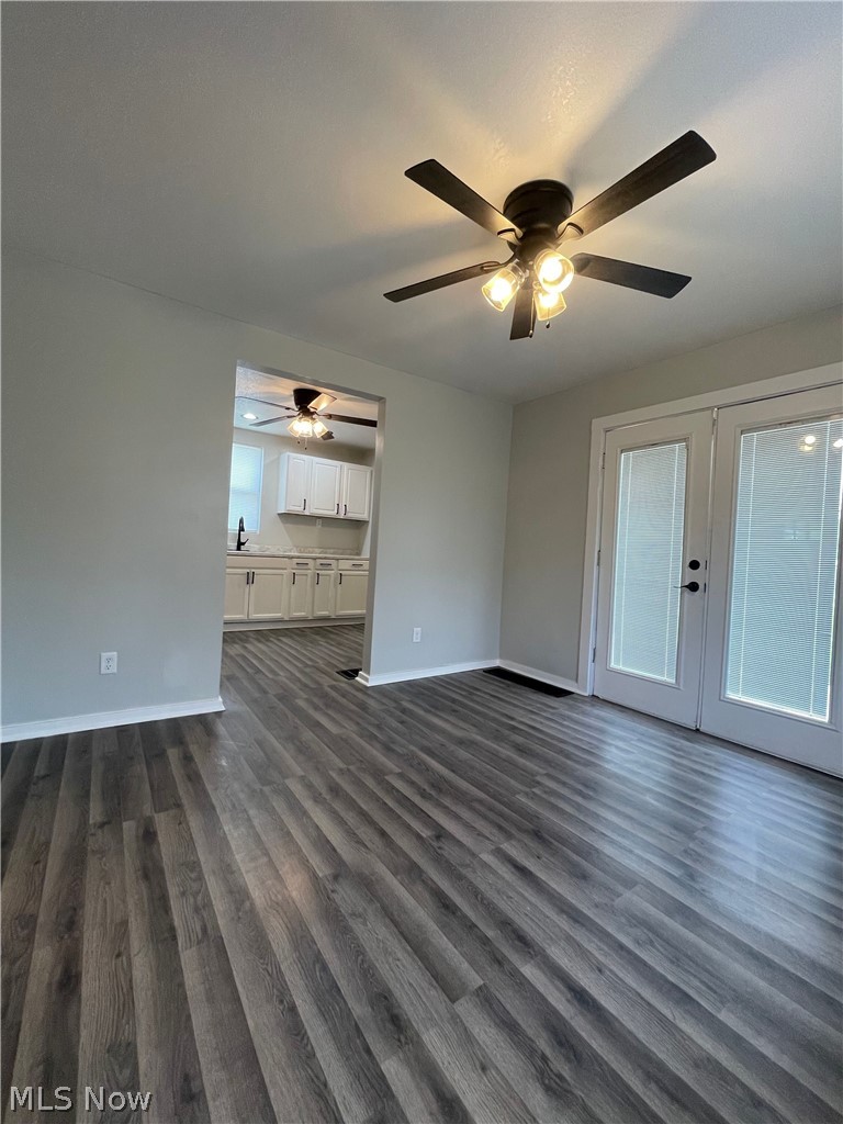 679 W Oregon Avenue Sebring OH 44672