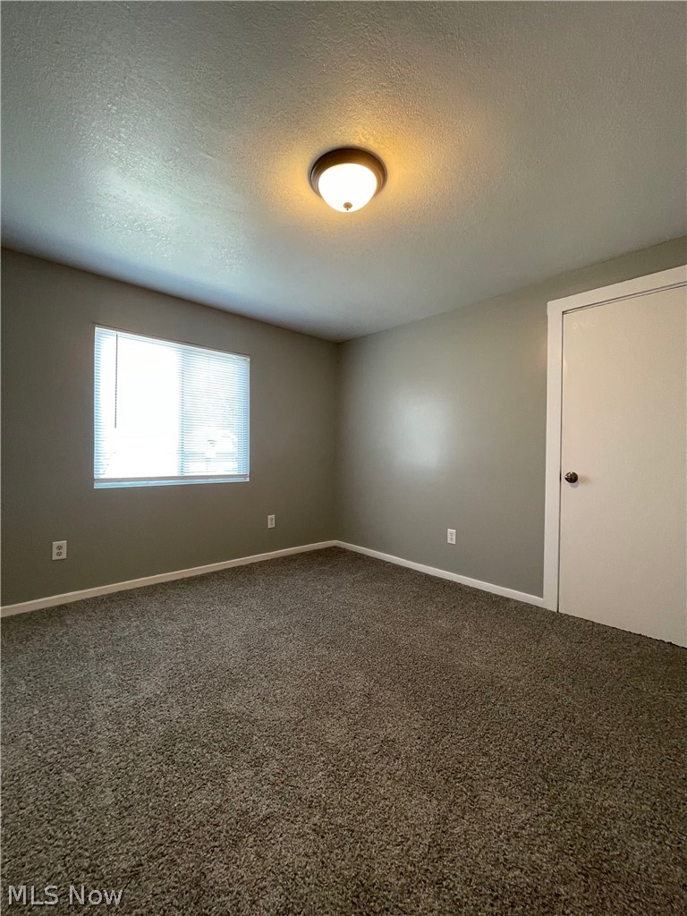 679 W Oregon Avenue Sebring OH 44672