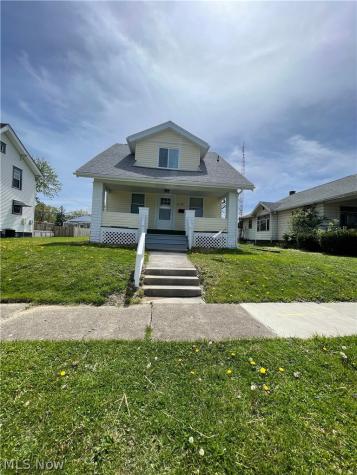 679 W Oregon Avenue Sebring OH 44672