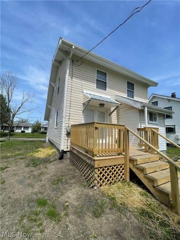 679 W Oregon Avenue Sebring OH 44672