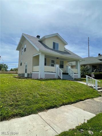 679 W Oregon Avenue Sebring OH 44672
