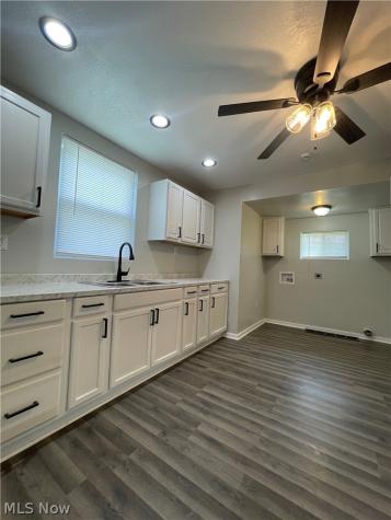 679 W Oregon Avenue Sebring OH 44672