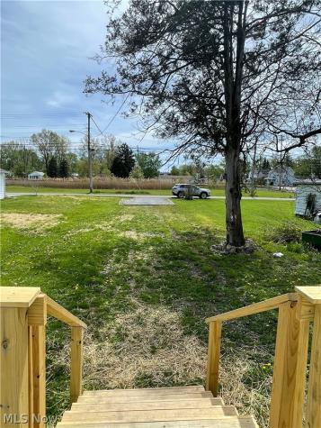 679 W Oregon Avenue Sebring OH 44672