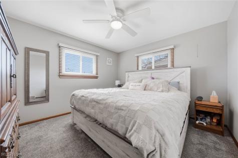 1118 Valley Drive NW North Canton OH 44720