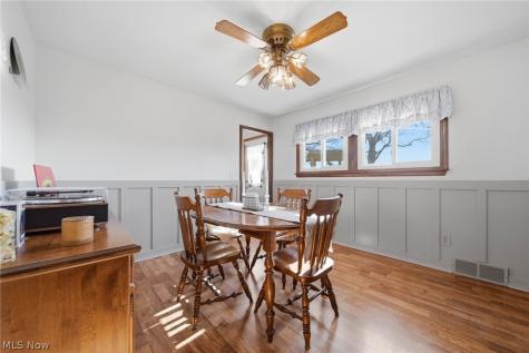 1118 Valley Drive NW North Canton OH 44720