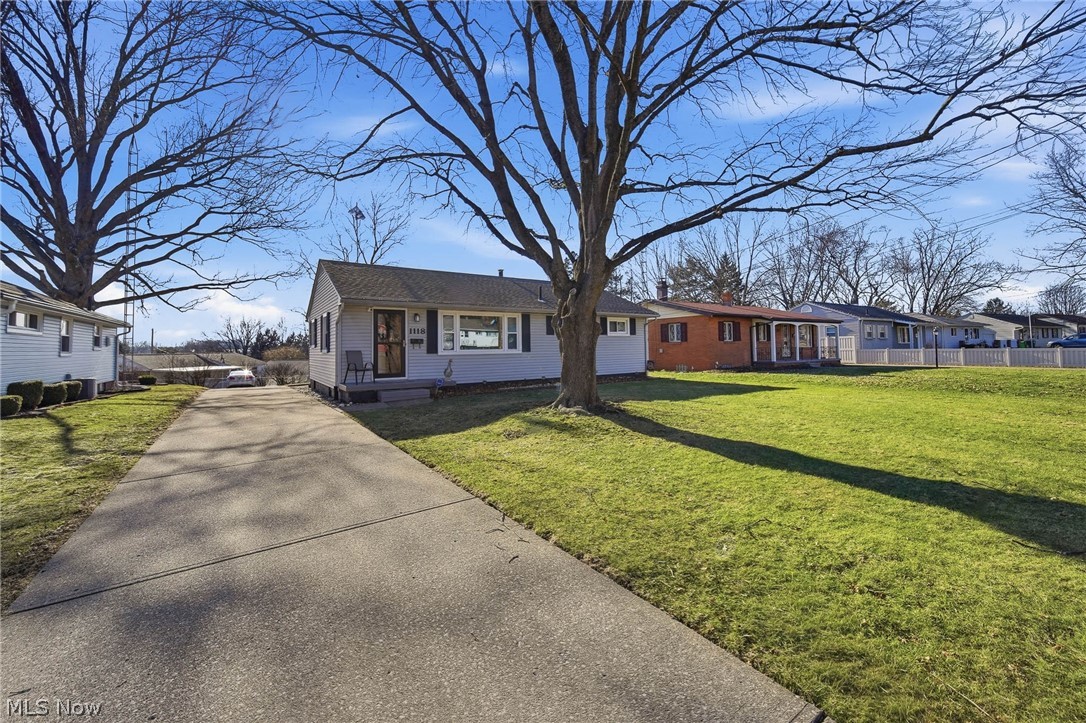 1118 Valley Drive NW North Canton OH 44720