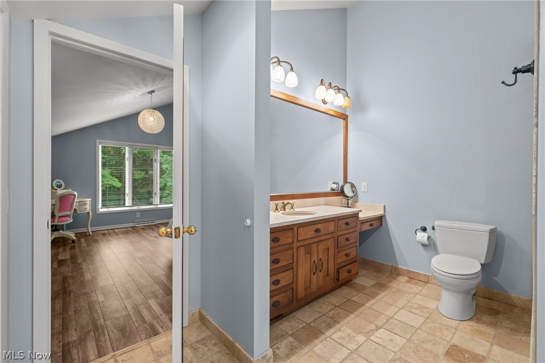 50 East Juniper Lane Moreland Hills OH 44022