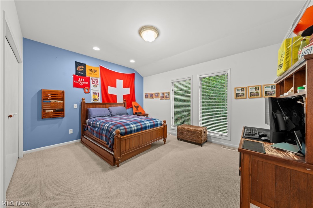 50 East Juniper Lane Moreland Hills OH 44022