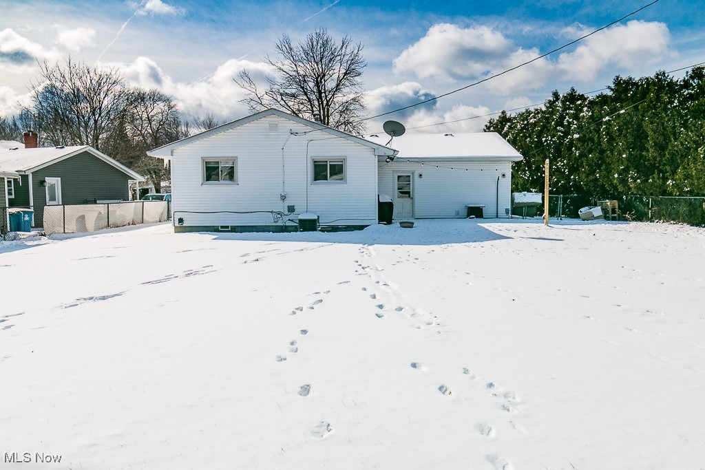 36941 Shoreham Drive Eastlake OH 44095