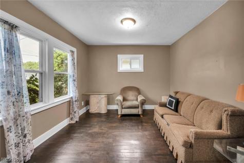 535 Brittain Road Akron OH 44305