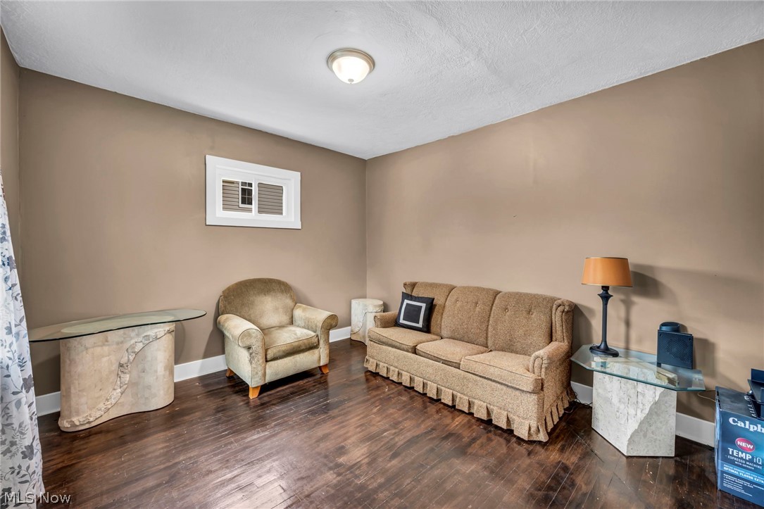 535 Brittain Road Akron OH 44305