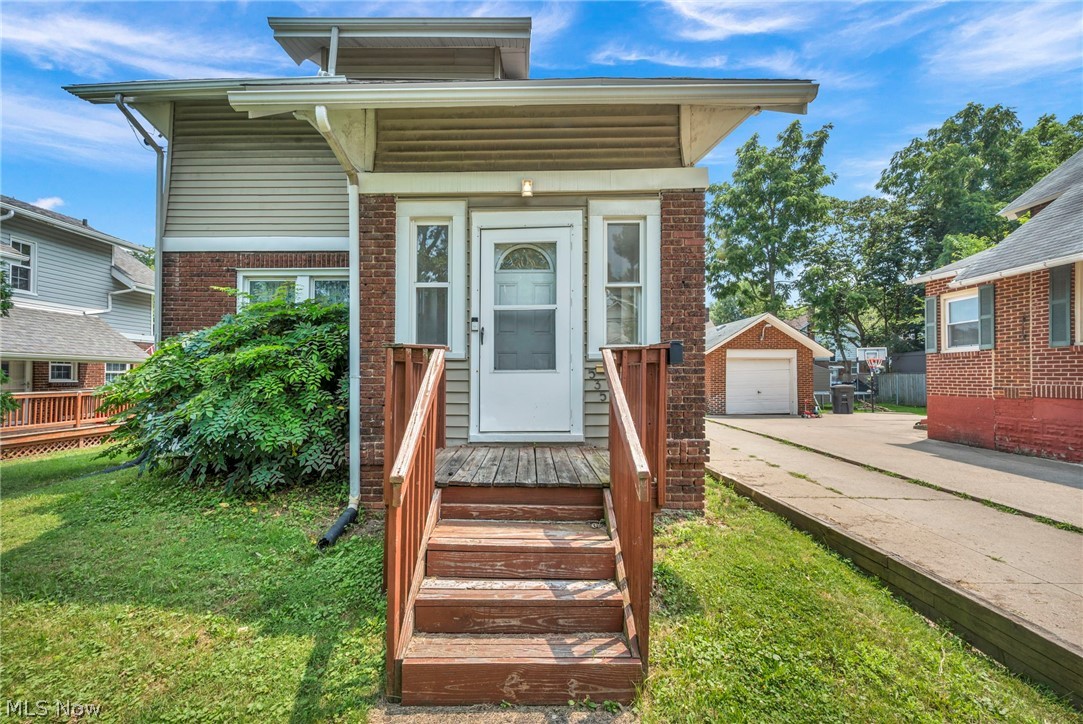 535 Brittain Road Akron OH 44305