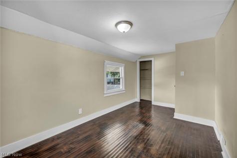 535 Brittain Road Akron OH 44305