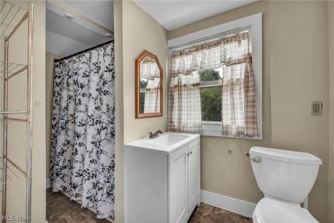 535 Brittain Road Akron OH 44305
