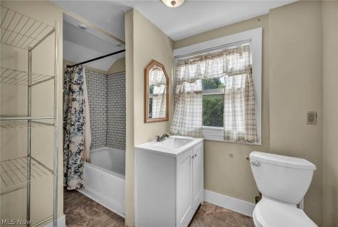 535 Brittain Road Akron OH 44305