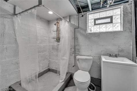 535 Brittain Road Akron OH 44305