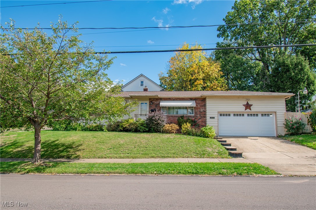 2045 9th Street SW Akron OH 44314