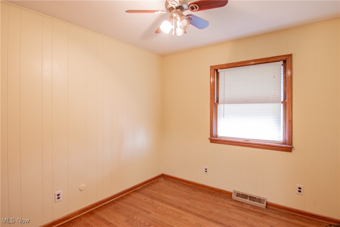 2045 9th Street SW Akron OH 44314