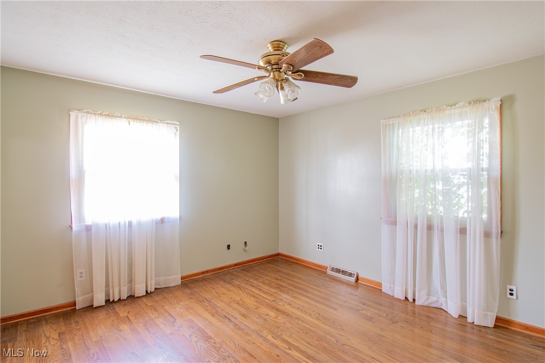 2045 9th Street SW Akron OH 44314