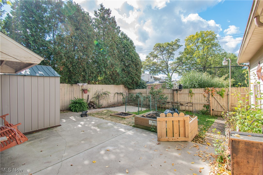 2045 9th Street SW Akron OH 44314