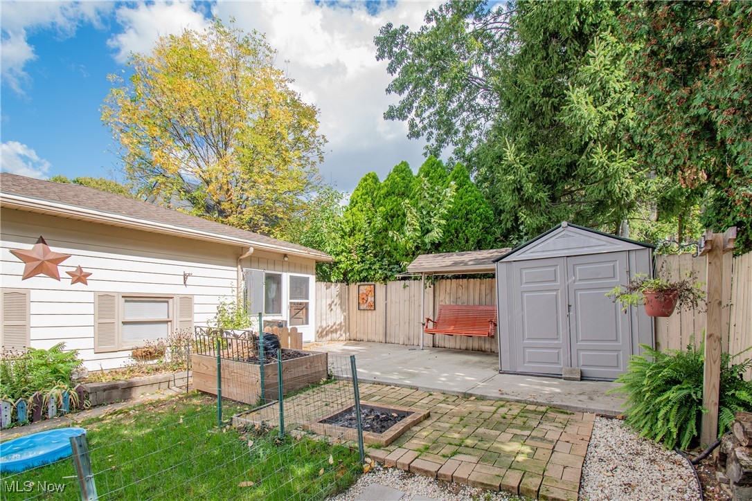 2045 9th Street SW Akron OH 44314