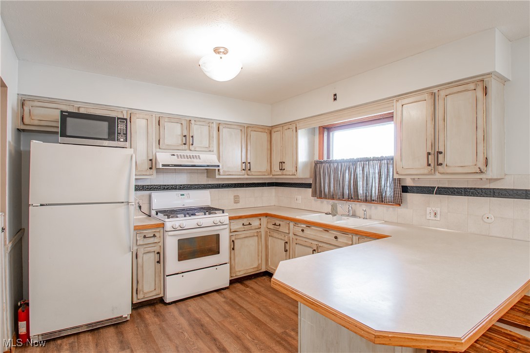 2045 9th Street SW Akron OH 44314