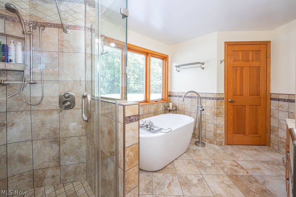 46046 Lori Road East Liverpool OH 43920