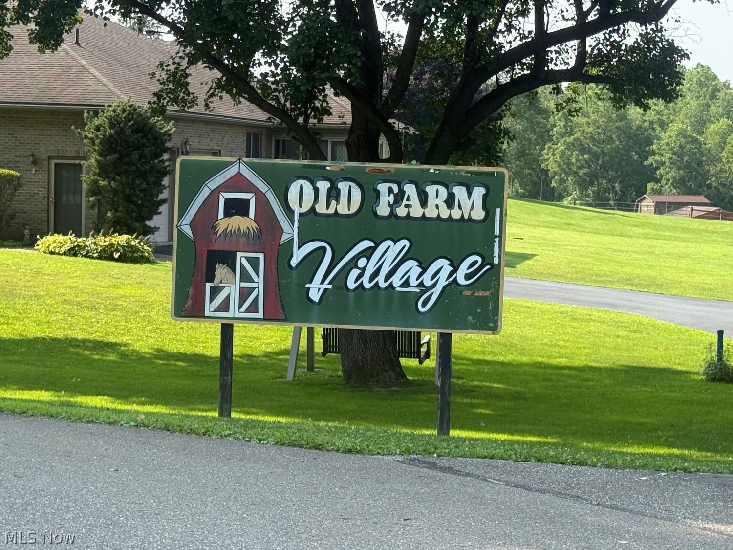 46046 Lori Road East Liverpool OH 43920
