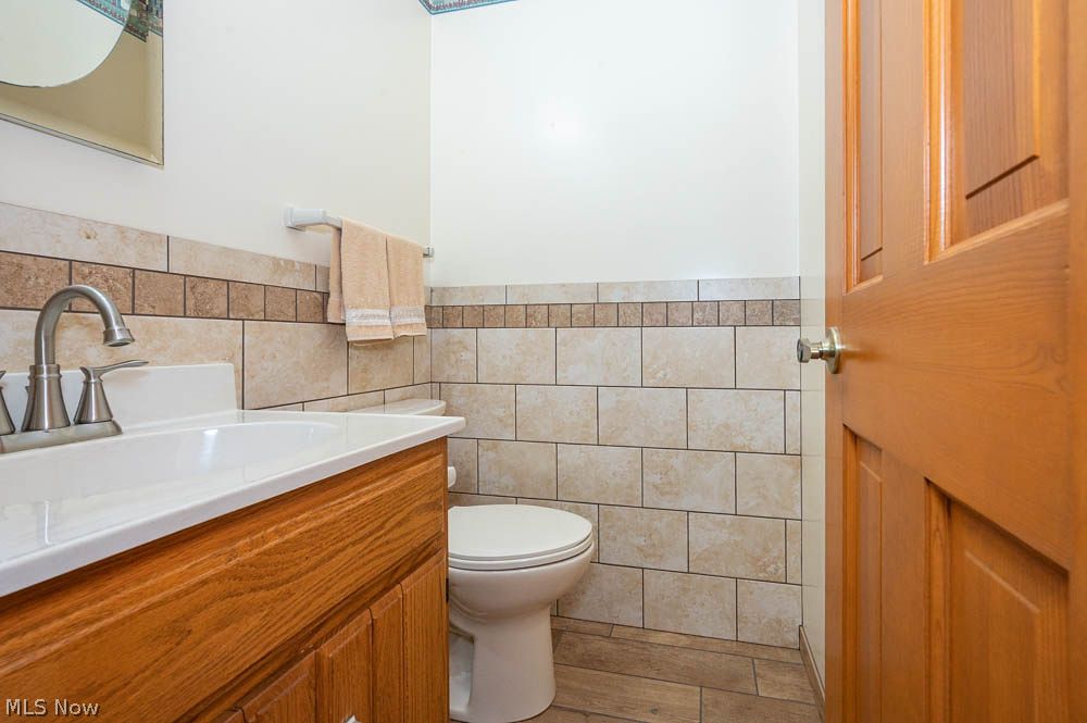 46046 Lori Road East Liverpool OH 43920