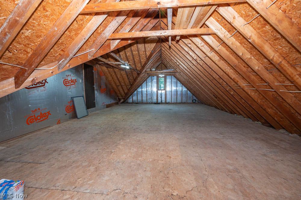 46046 Lori Road East Liverpool OH 43920