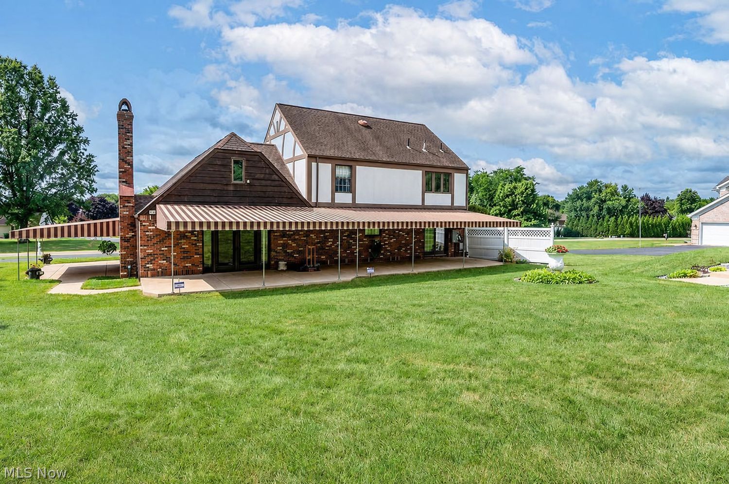 46046 Lori Road East Liverpool OH 43920