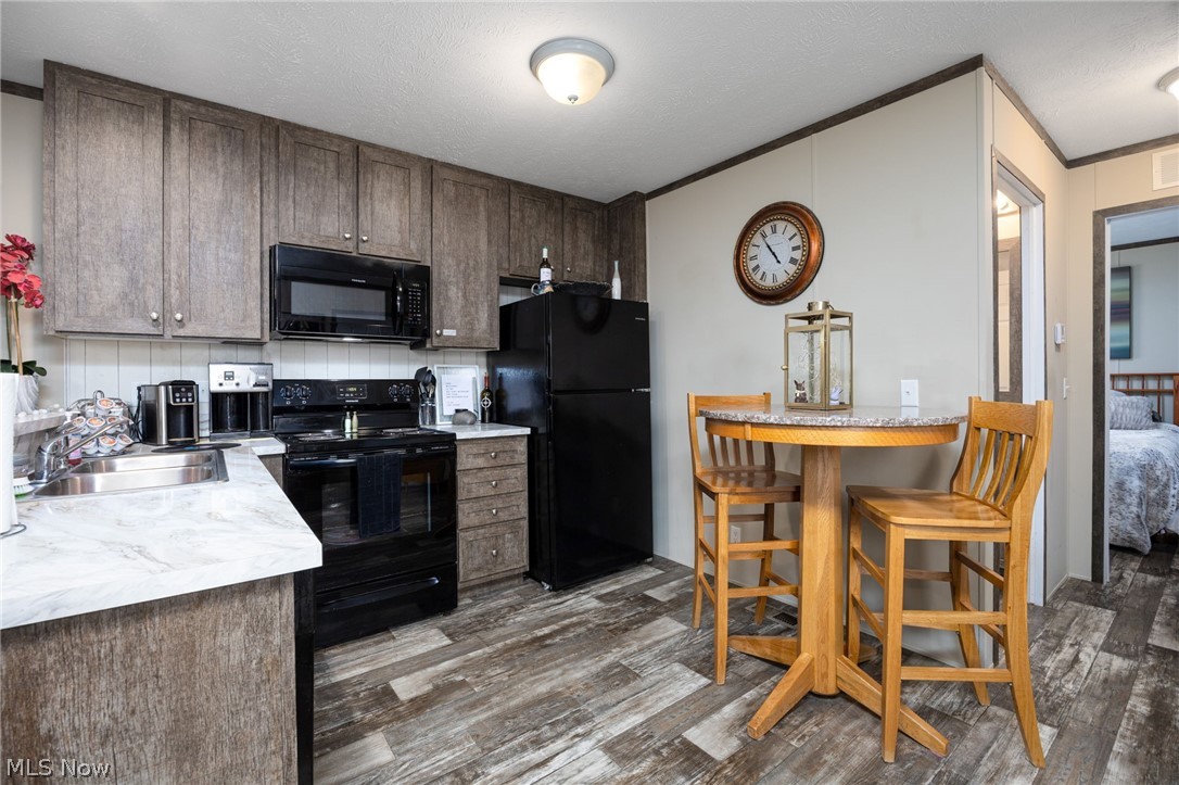 6610 Lear Nagle Road North Ridgeville OH 44039