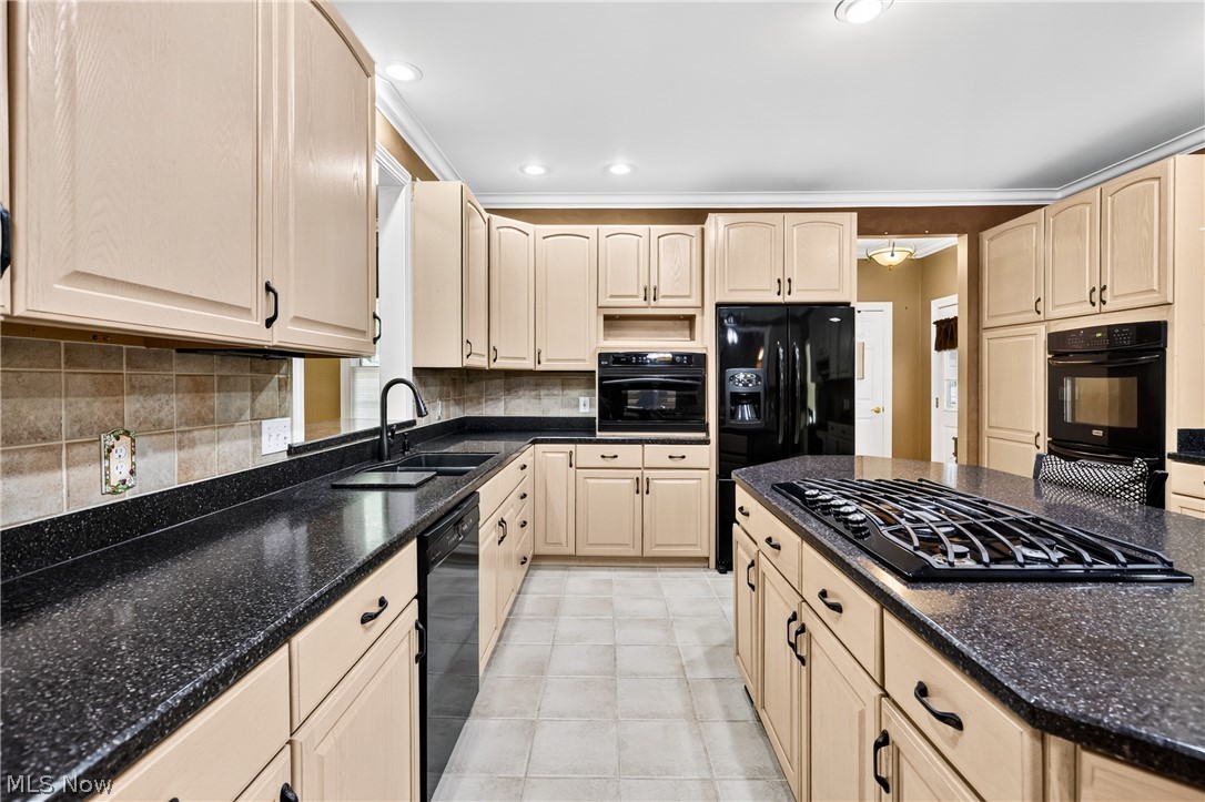 62 Pinecone Road Canfield OH 44406