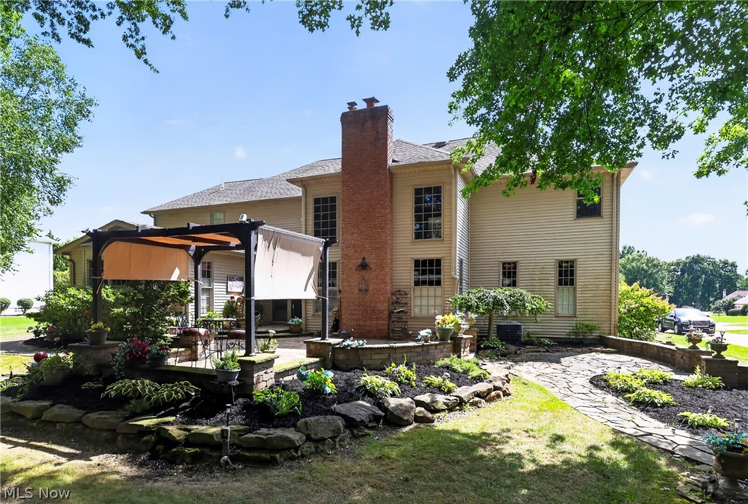 62 Pinecone Road Canfield OH 44406