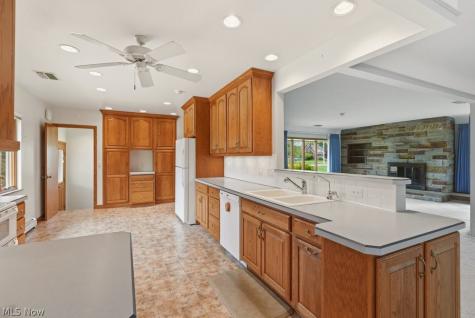 1463 Royalwood Road Broadview Heights OH 44147