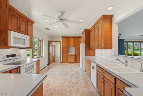 1463 Royalwood Road Broadview Heights OH 44147