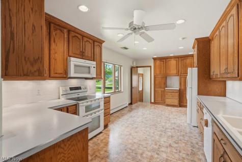 1463 Royalwood Road Broadview Heights OH 44147