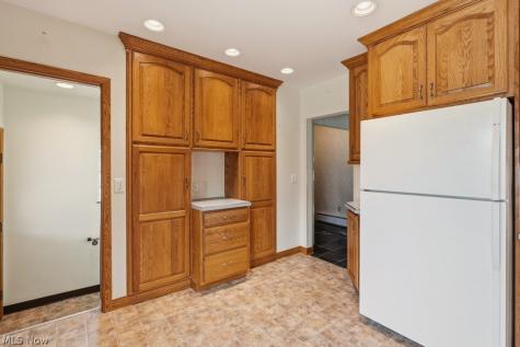 1463 Royalwood Road Broadview Heights OH 44147